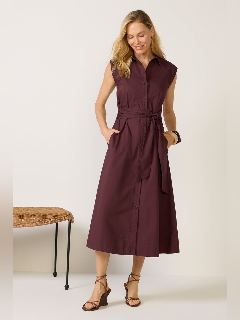 Evereve Perry Midi Dress in Dark Chocolate Size XS